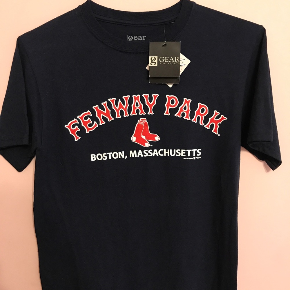 Fenway Park Boston Red Sox T-shirt NWT small